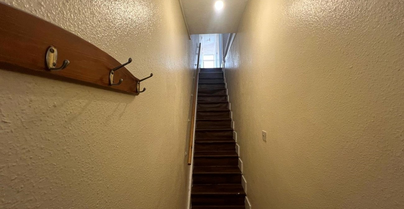 2 bedroom property for sale in Woolwich | Robinson Jackson