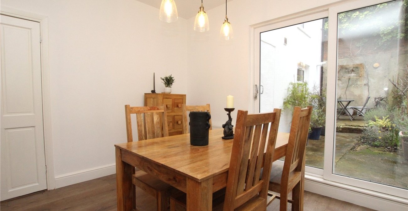 3 bedroom house for sale in Woolwich | Robinson Jackson