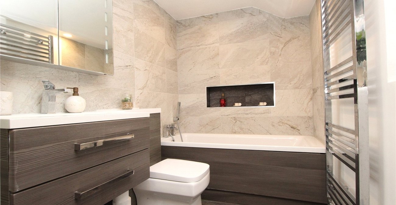 3 bedroom house for sale in Woolwich | Robinson Jackson