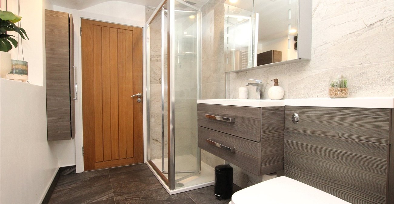 3 bedroom house for sale in Woolwich | Robinson Jackson