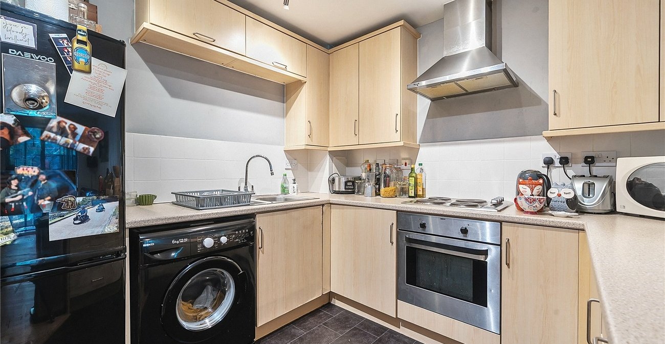 1 bedroom property for sale in London | Robinson Jackson