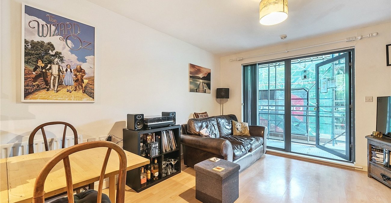 1 bedroom property for sale in  | Robinson Jackson