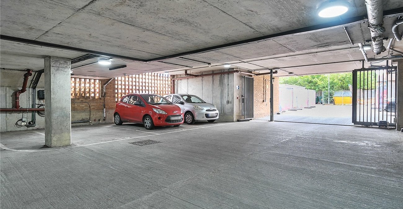 1 bedroom property for sale in  | Robinson Jackson