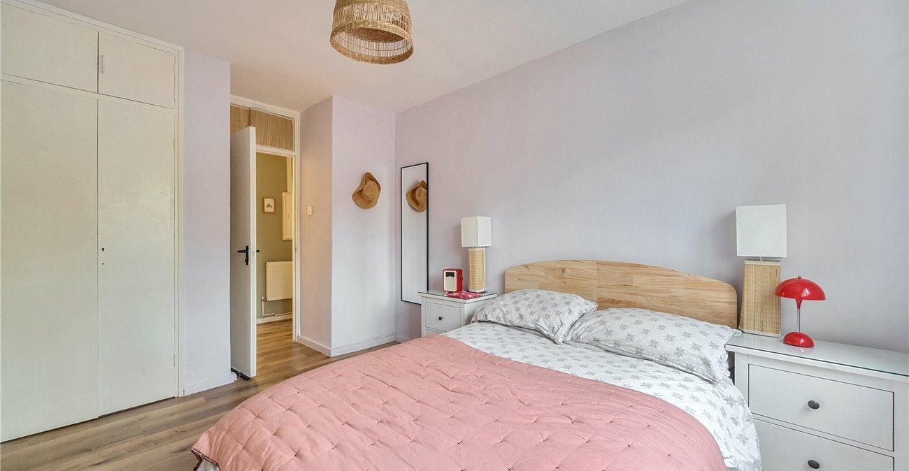 1 bedroom property for sale in London | Robinson Jackson