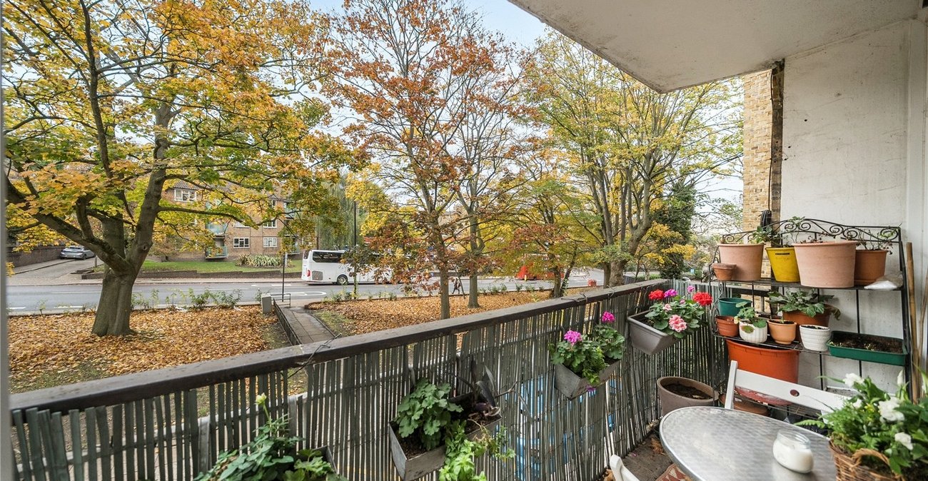 1 bedroom property for sale in London | Robinson Jackson