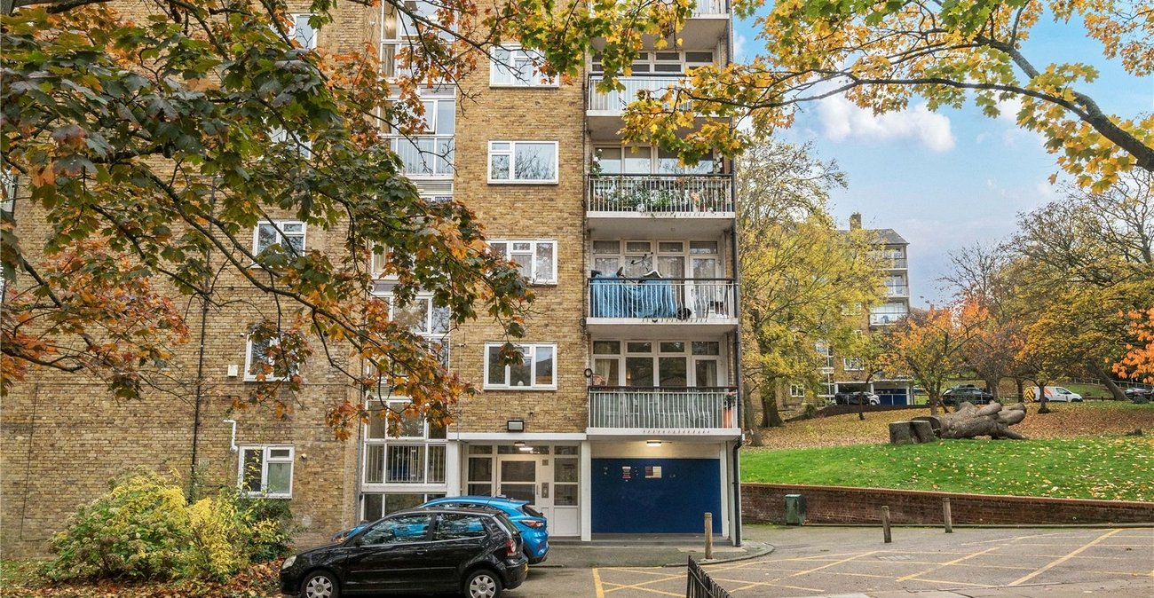 1 bedroom property for sale in  | Robinson Jackson