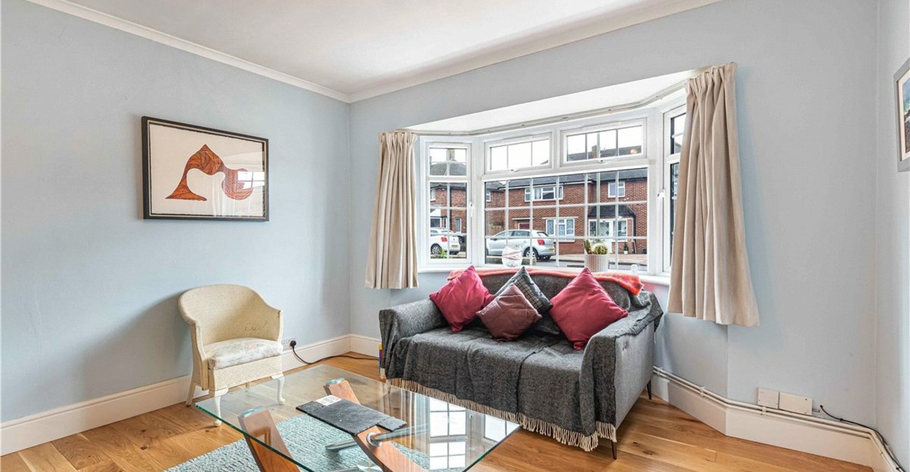 2 bedroom house for sale in St Mary Cray | Robinson Jackson