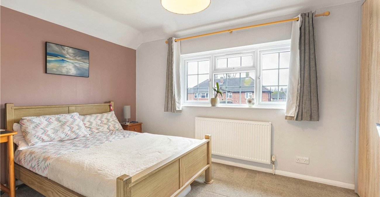 2 bedroom house for sale in St Mary Cray | Robinson Jackson