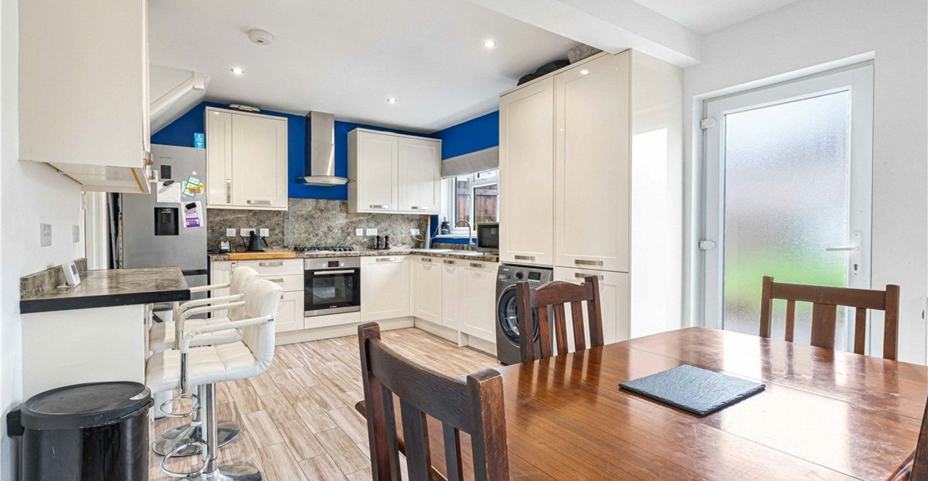 2 bedroom house for sale in St Mary Cray | Robinson Jackson