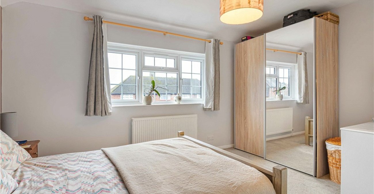 2 bedroom house for sale in St Mary Cray | Robinson Jackson