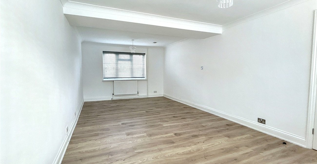 3 bedroom house for sale in Sidcup | Robinson Jackson