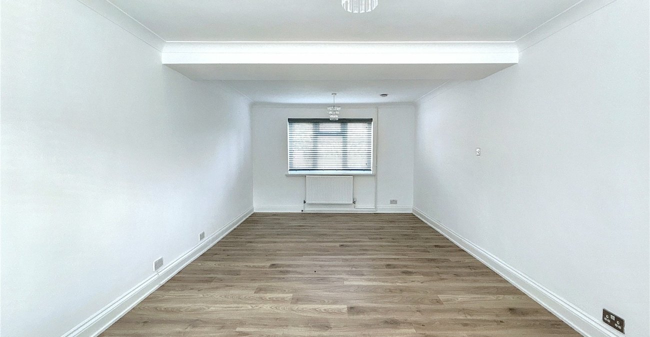 3 bedroom house for sale in Sidcup | Robinson Jackson