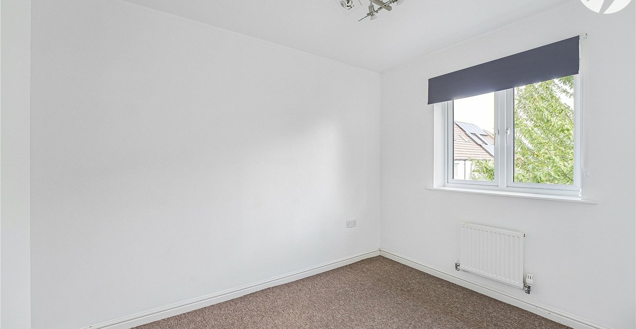 2 bedroom house for sale in Dartford | Robinson Jackson