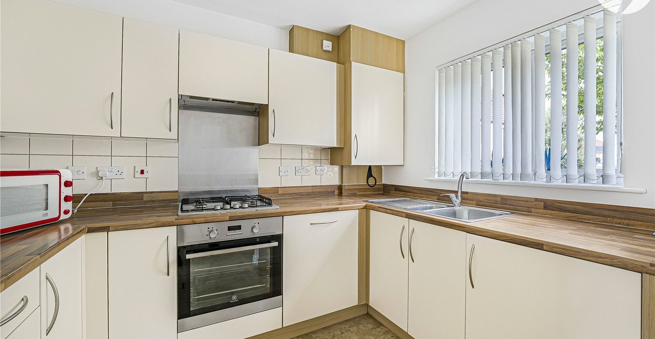 2 bedroom house for sale in Dartford | Robinson Jackson