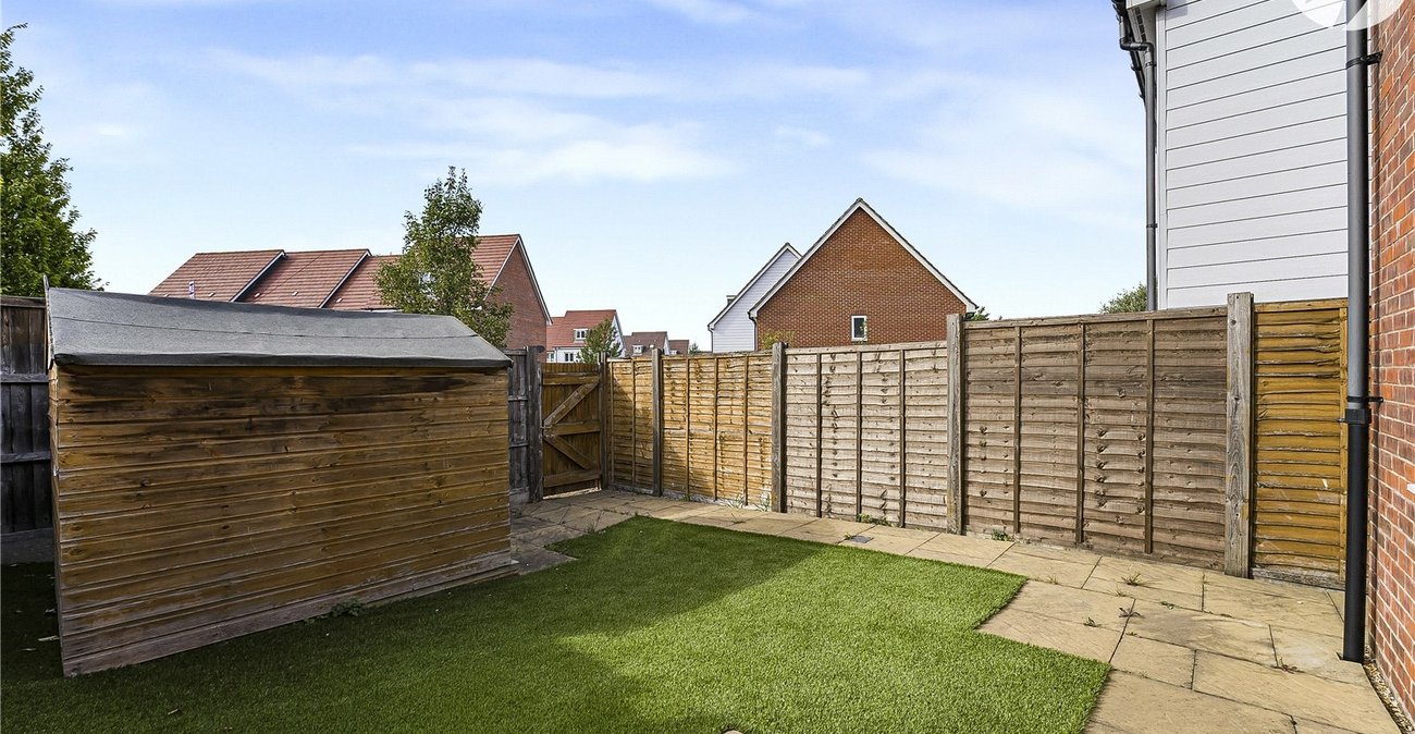 2 bedroom house for sale in Dartford | Robinson Jackson