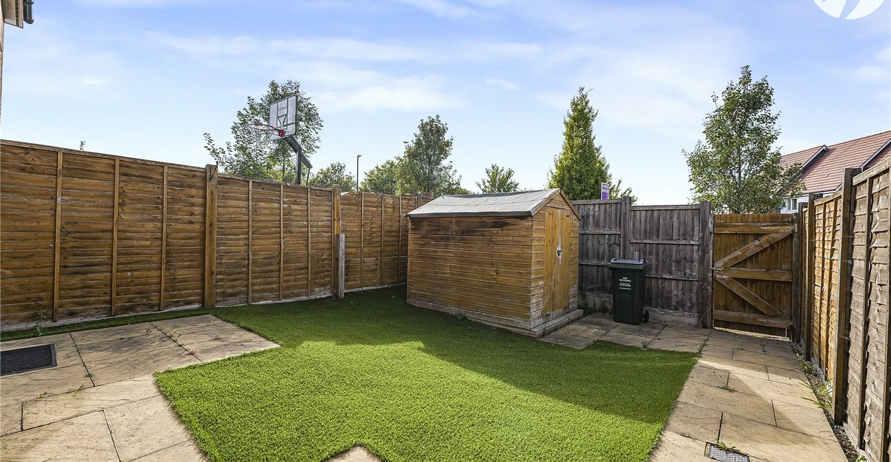 2 bedroom house for sale in Dartford | Robinson Jackson