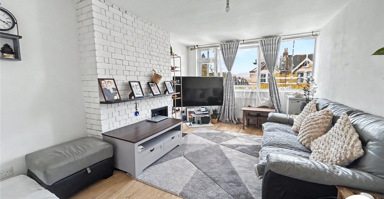 1 bedroom property for sale in Main Road | Robinson Jackson