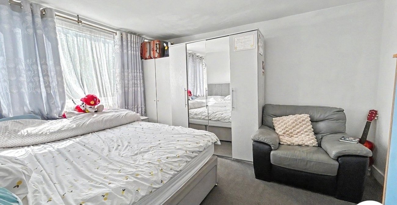 1 bedroom property for sale in Main Road | Robinson Jackson