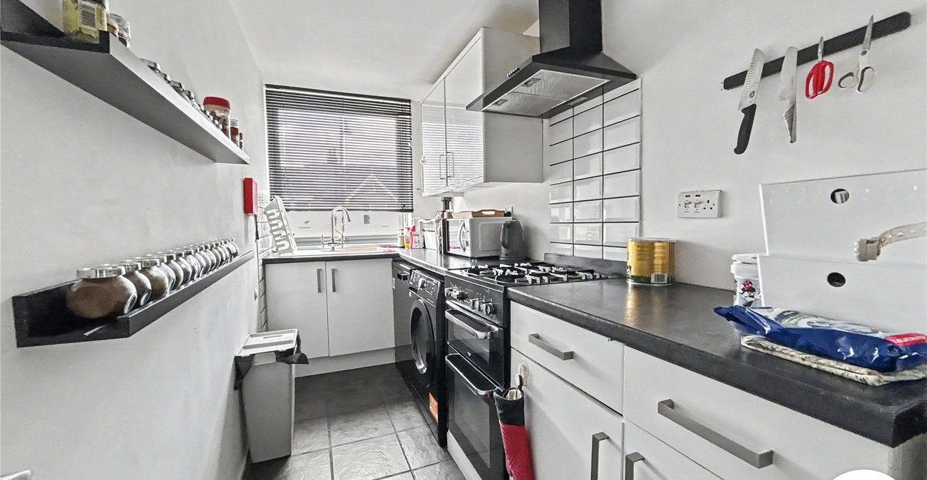 1 bedroom property for sale in Main Road | Robinson Jackson