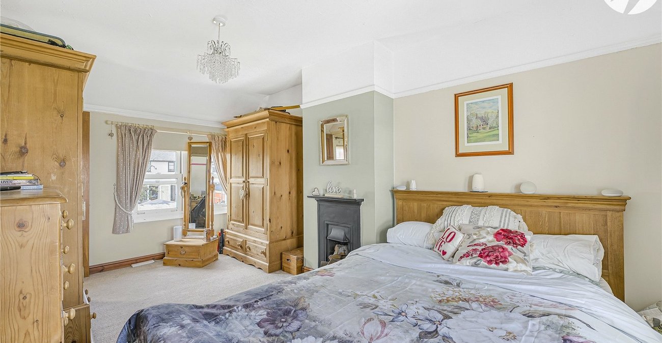 3 bedroom house for sale in Dartford | Robinson Jackson