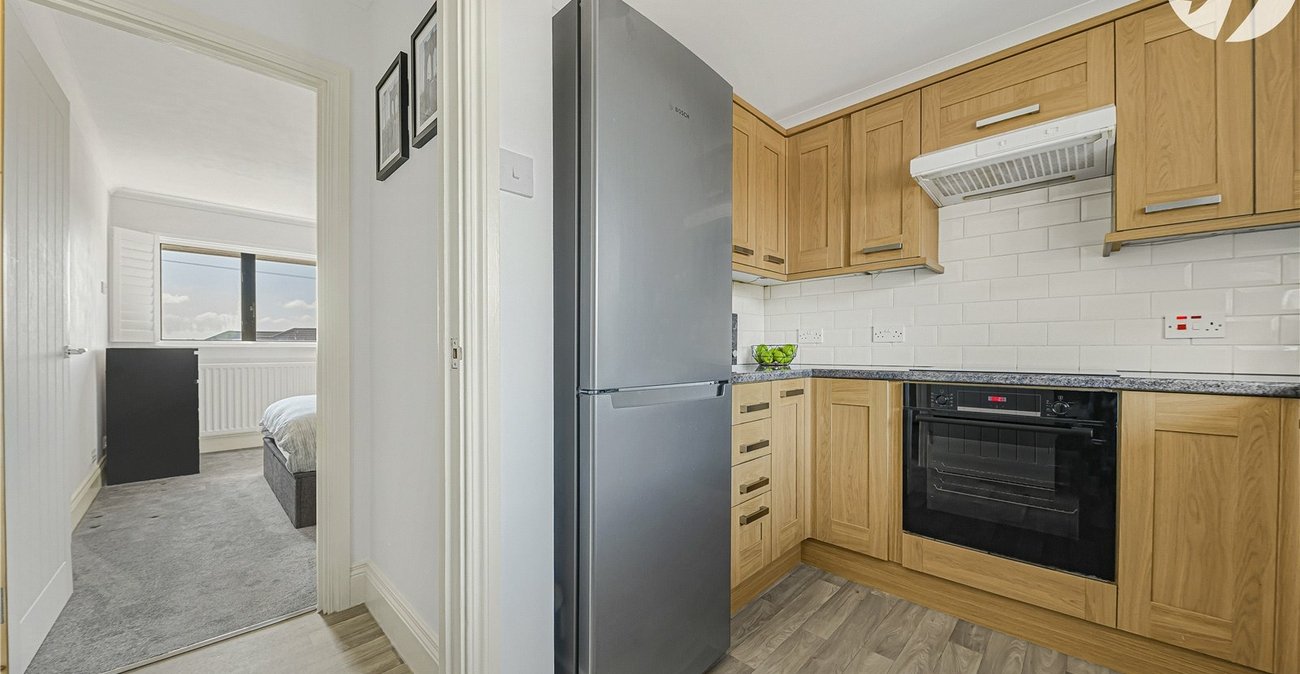 1 bedroom property for sale in Dartford | Robinson Jackson