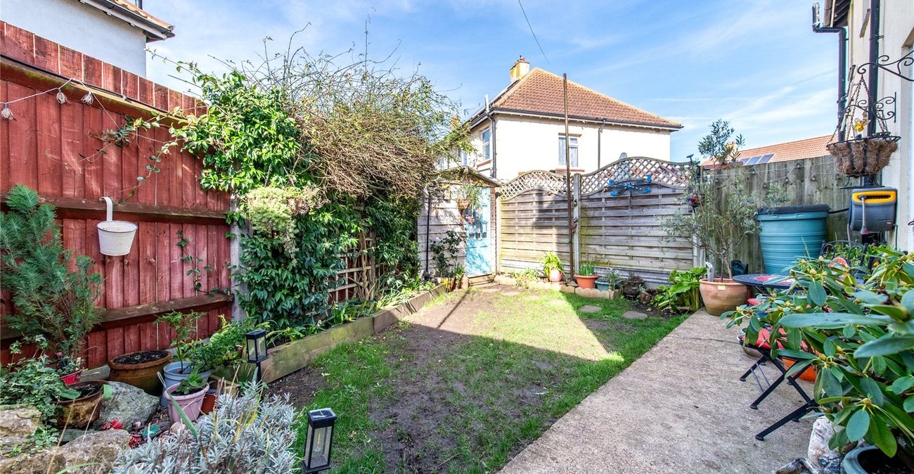 3 bedroom house for sale in Gravesend | Robinson Michael & Jackson