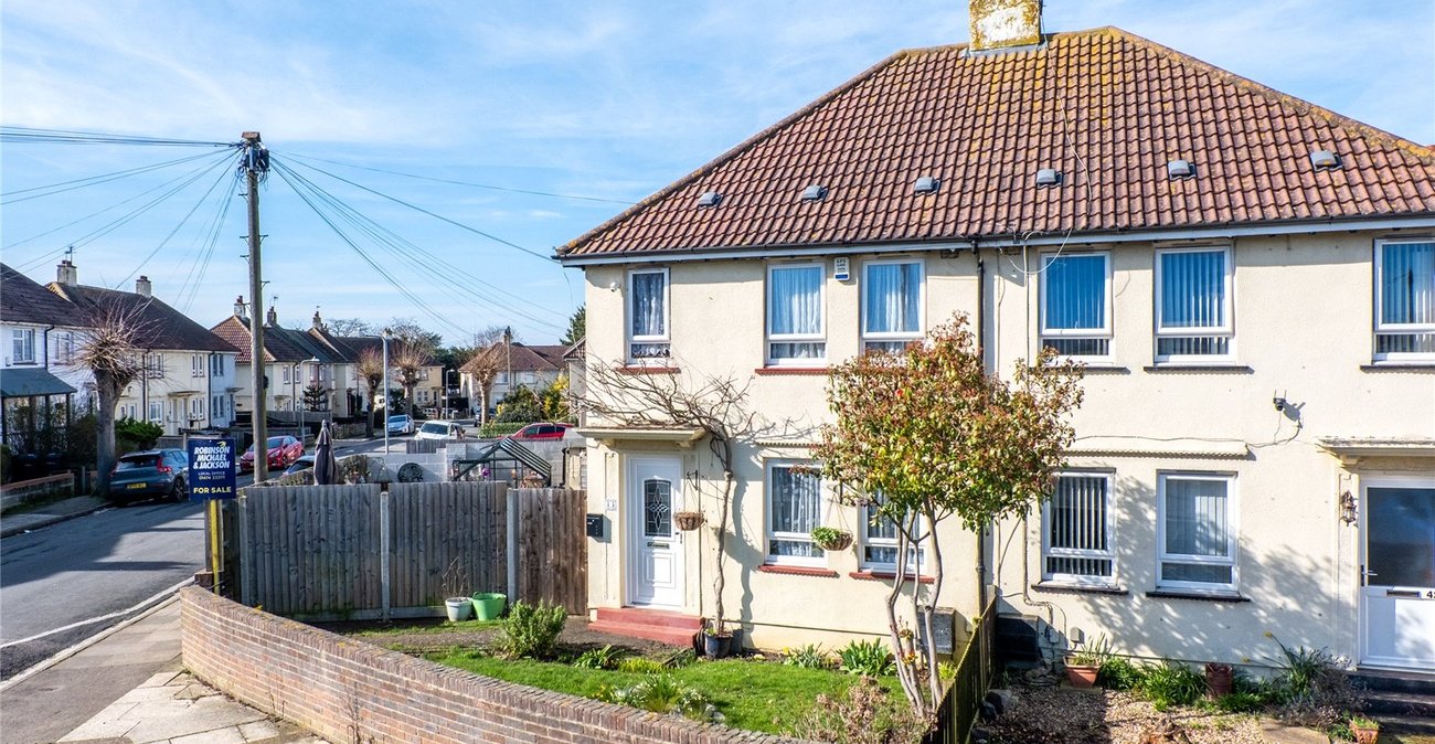 3 bedroom house for sale in Gravesend | Robinson Michael & Jackson