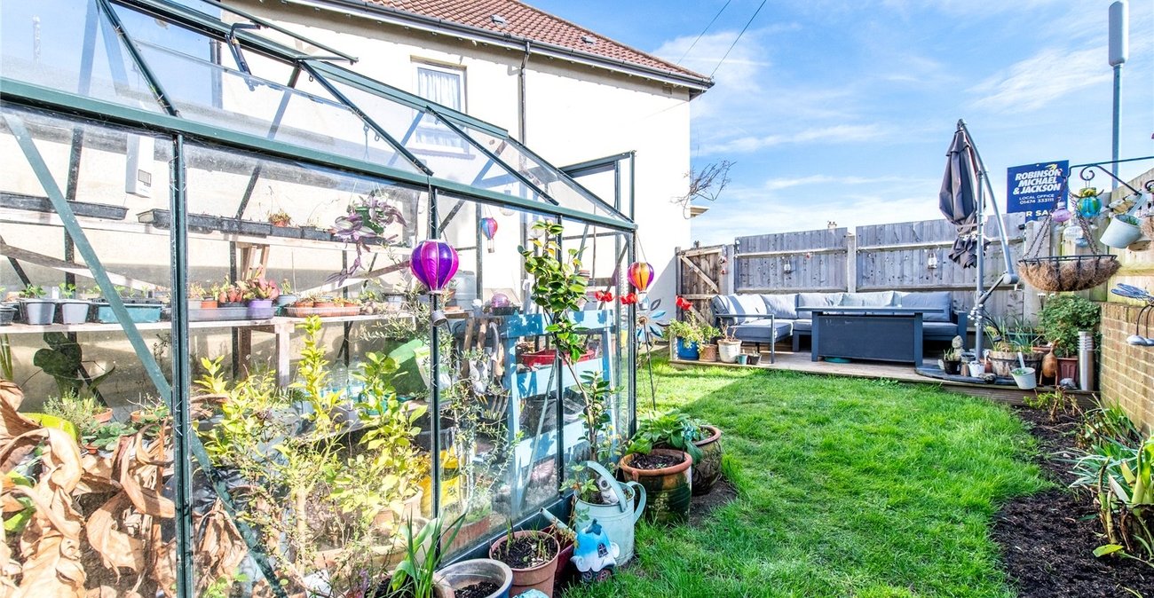 3 bedroom house for sale in Gravesend | Robinson Michael & Jackson