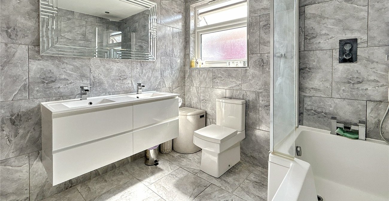 4 bedroom house for sale in Sidcup | Robinson Jackson