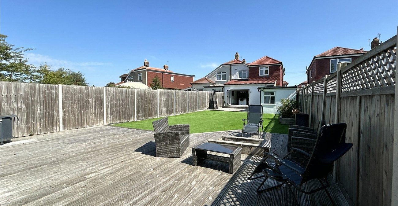 4 bedroom house for sale in Sidcup | Robinson Jackson