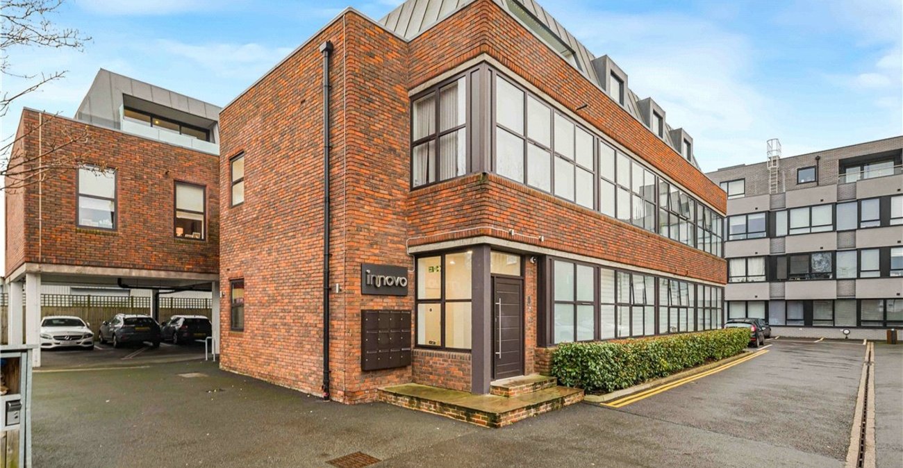 2 bedroom property for sale in Orpington | Robinson Jackson