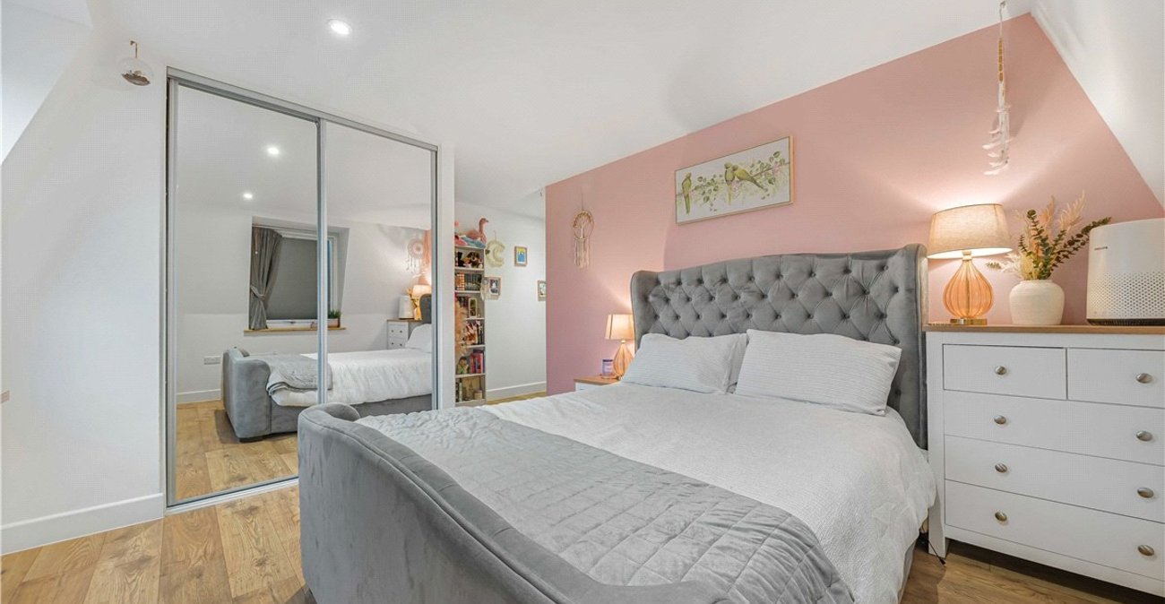 2 bedroom property for sale in Orpington | Robinson Jackson