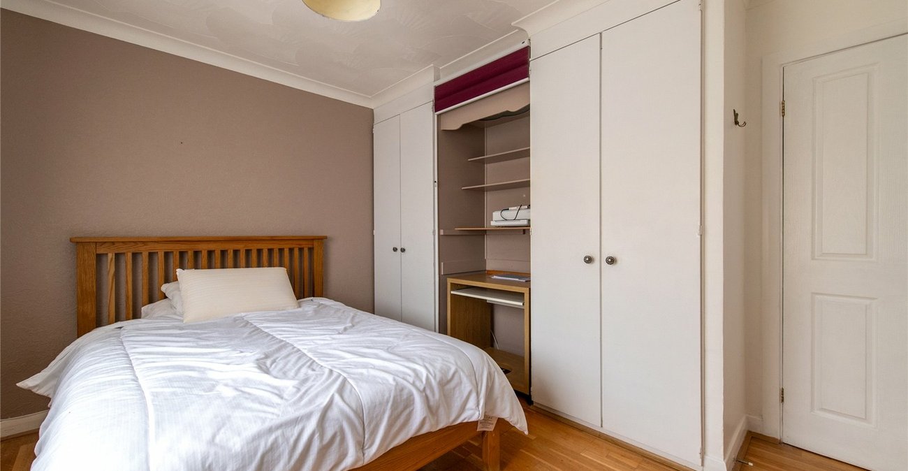 2 bedroom bungalow for sale in Gravesend | Robinson Michael & Jackson