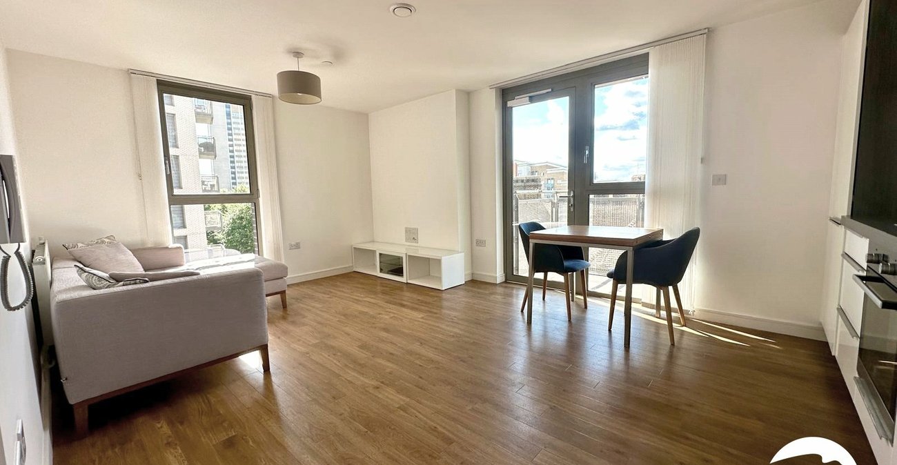 2 bedroom property for sale in Lewisham | Robinson Jackson