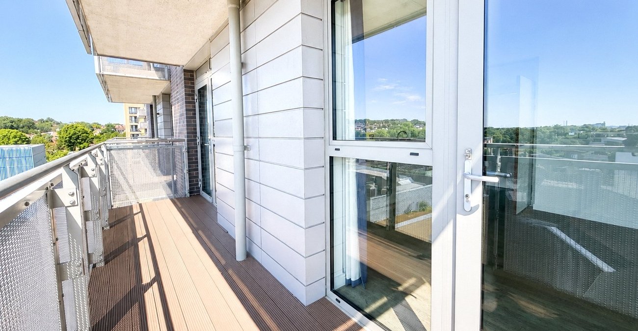 2 bedroom property for sale in London | Robinson Jackson