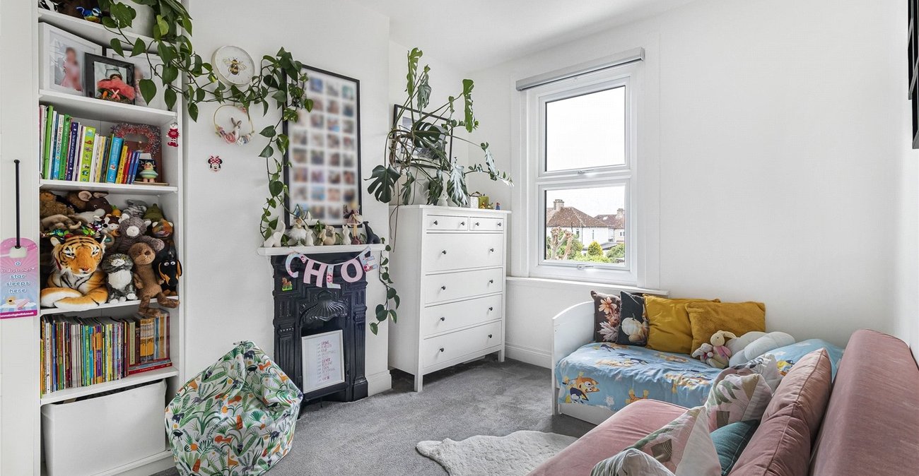 2 bedroom house for sale in Welling | Robinson Jackson