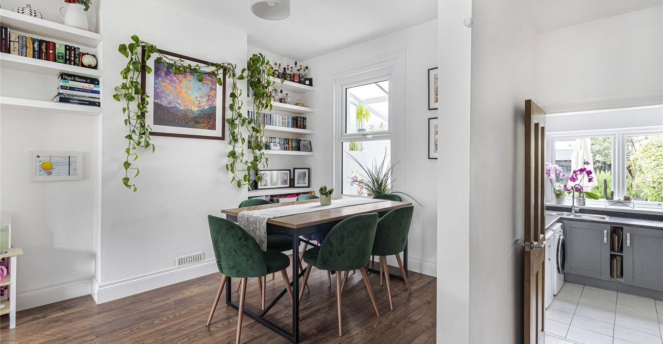 2 bedroom house for sale in Welling | Robinson Jackson