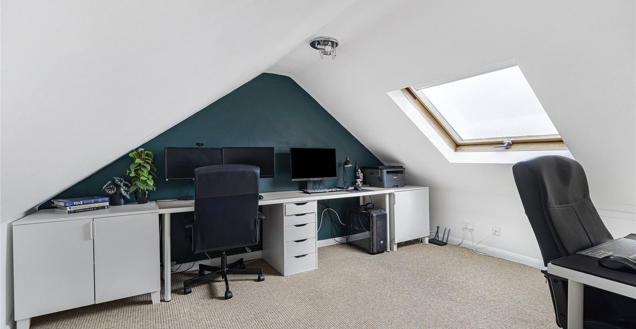 2 bedroom house for sale in Welling | Robinson Jackson