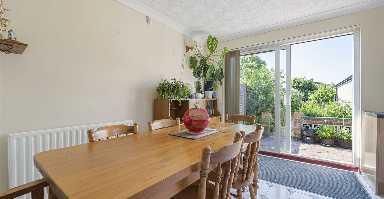 3 bedroom house for sale in Welling | Robinson Jackson