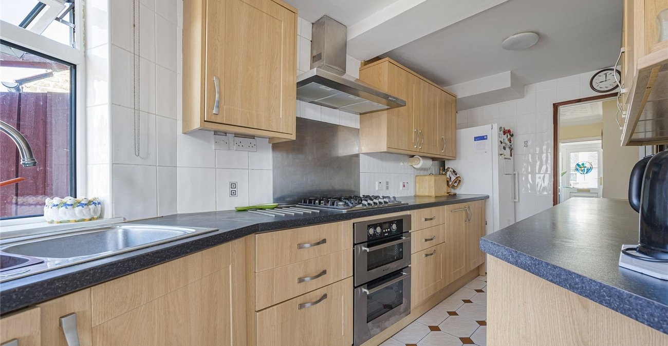 3 bedroom house for sale in Welling | Robinson Jackson