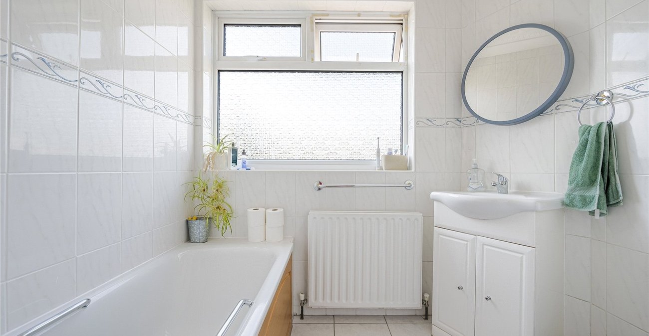 3 bedroom house for sale in Welling | Robinson Jackson