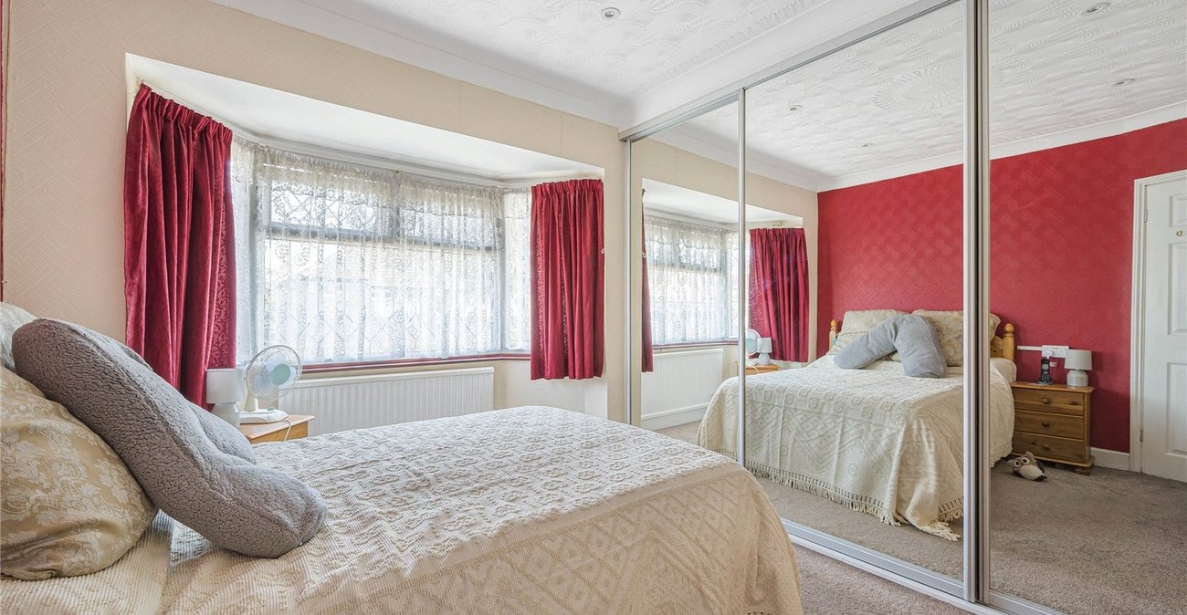 3 bedroom house for sale in Welling | Robinson Jackson