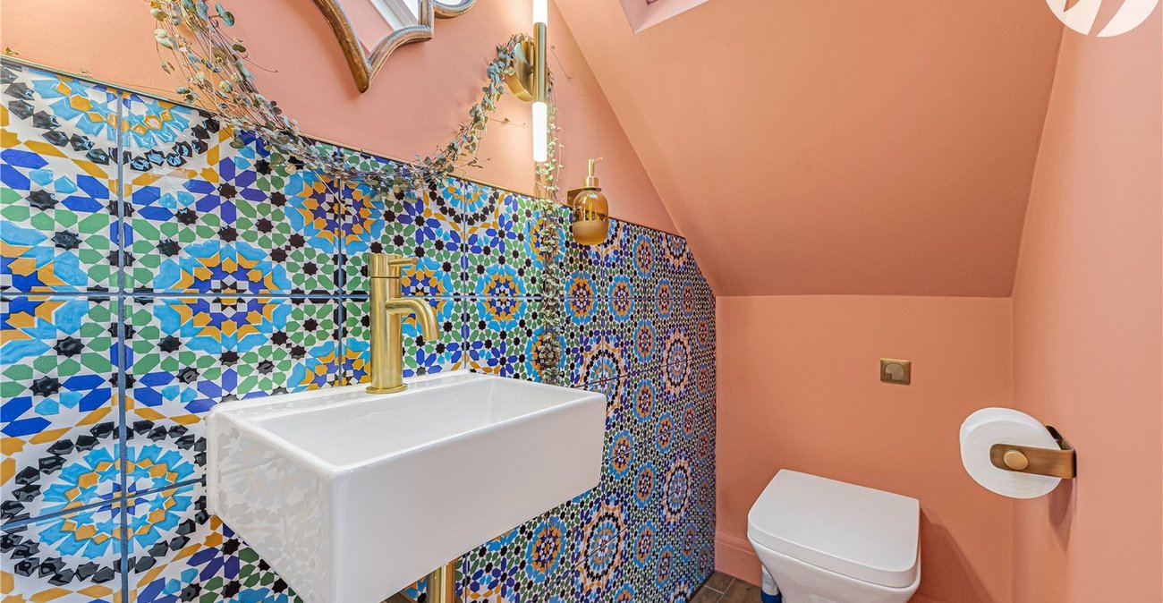 4 bedroom house for sale in Greenhithe | Robinson Jackson