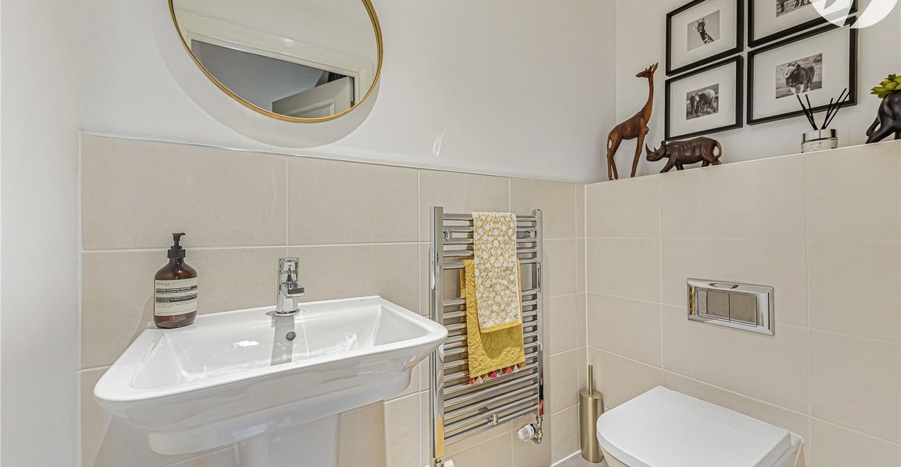 4 bedroom house for sale in Greenhithe | Robinson Jackson