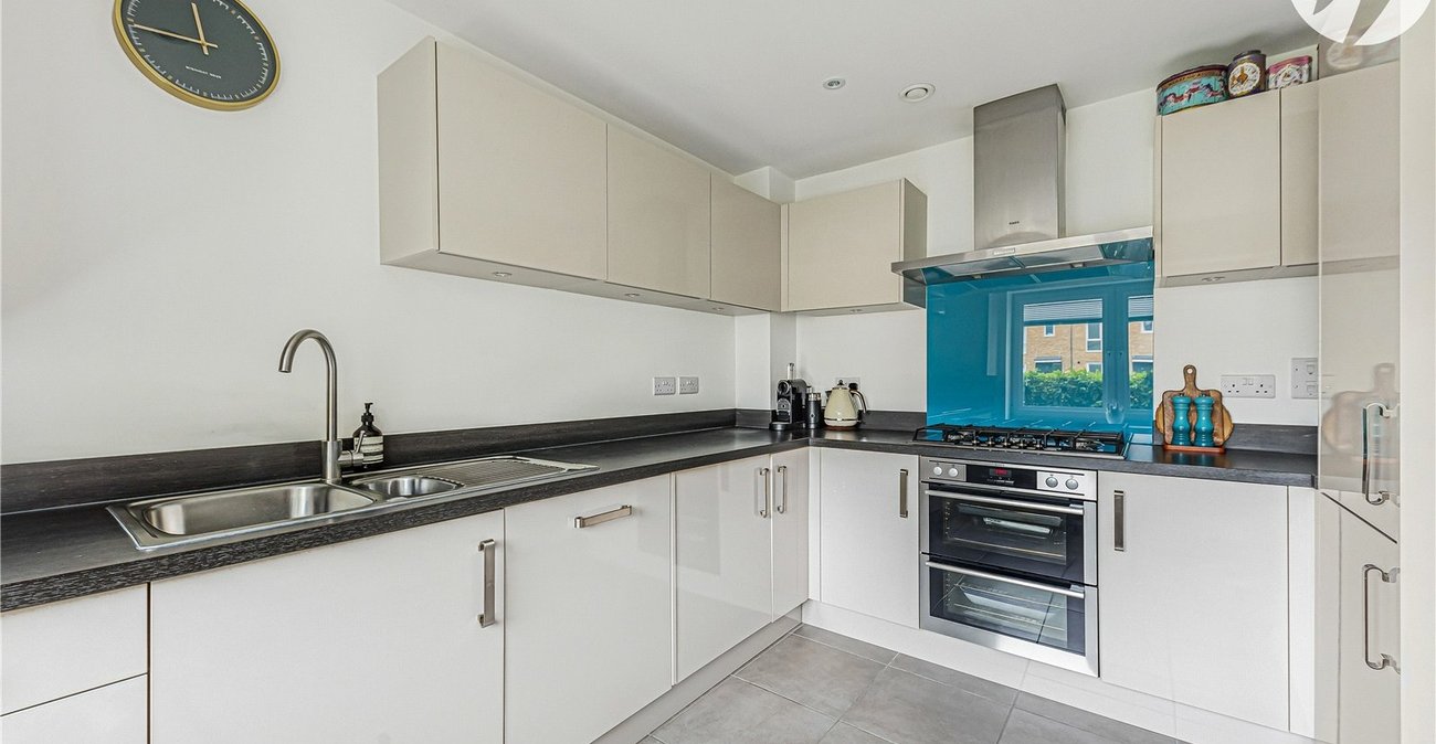 4 bedroom house for sale in Greenhithe | Robinson Jackson