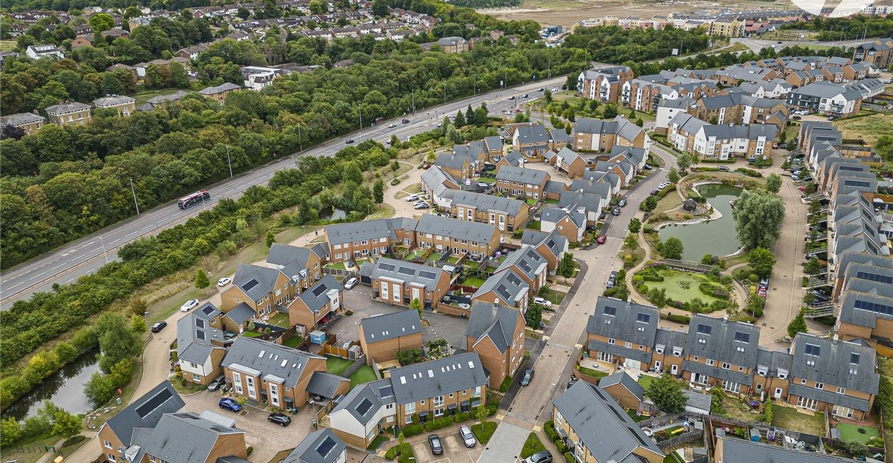 4 bedroom house for sale in Greenhithe | Robinson Jackson