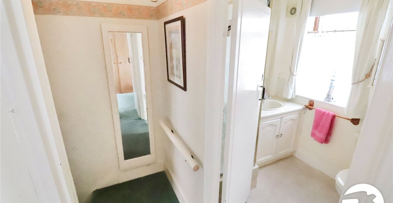 2 bedroom house for sale in Belvedere | Robinson Jackson