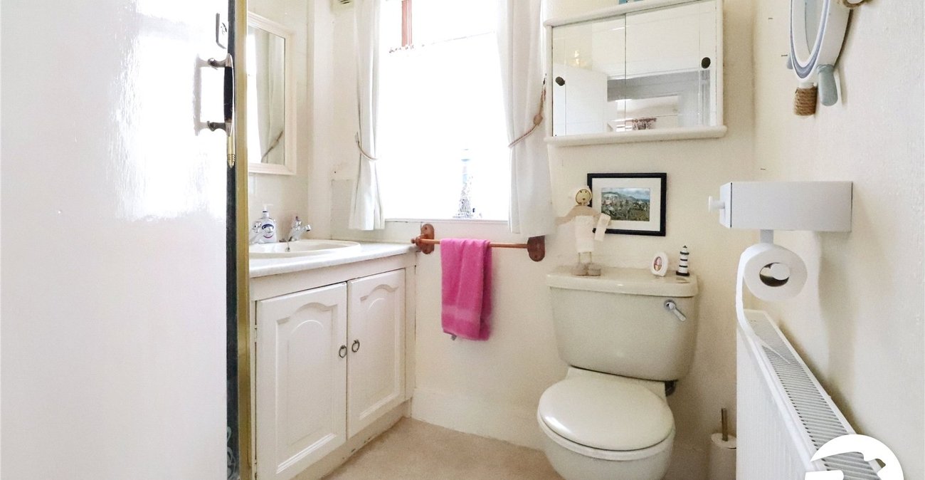 2 bedroom house for sale in Belvedere | Robinson Jackson