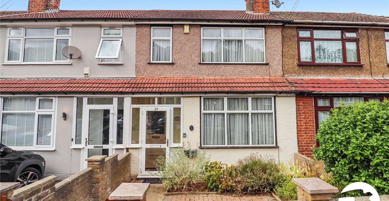 2 bedroom house for sale in Belvedere | Robinson Jackson