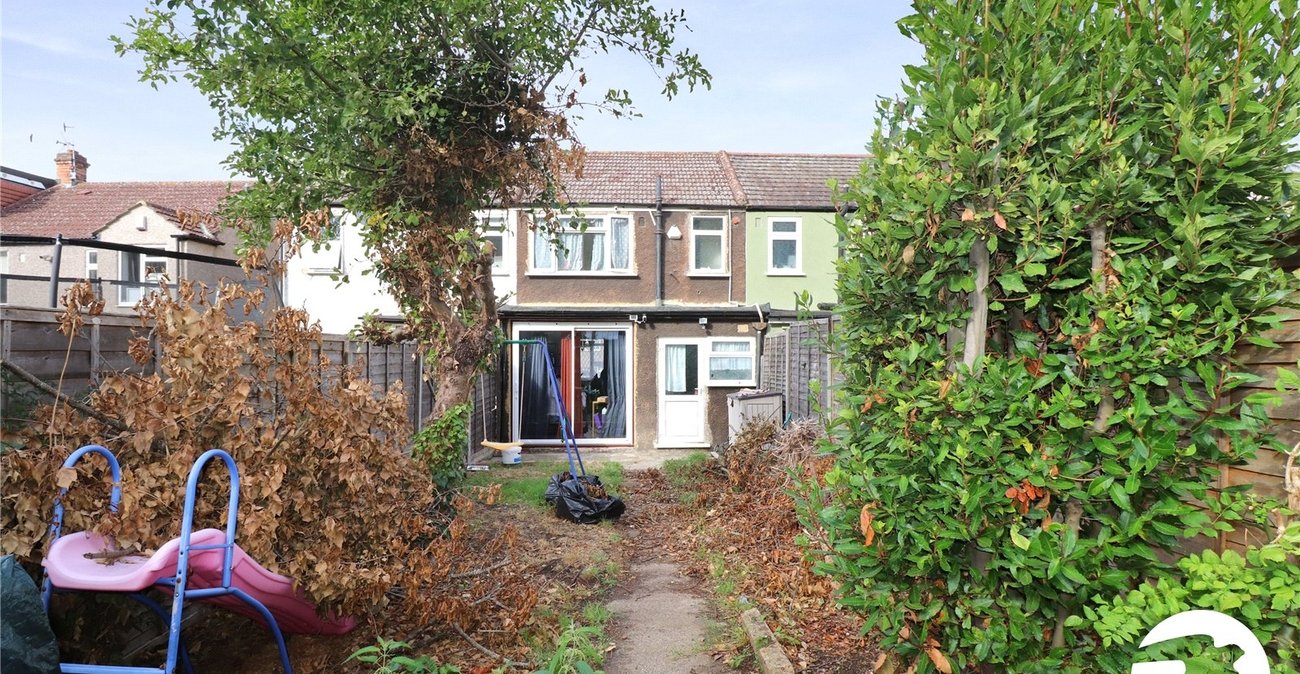 2 bedroom house for sale in Belvedere | Robinson Jackson